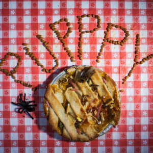 pupppy-shit-in-apple-pie